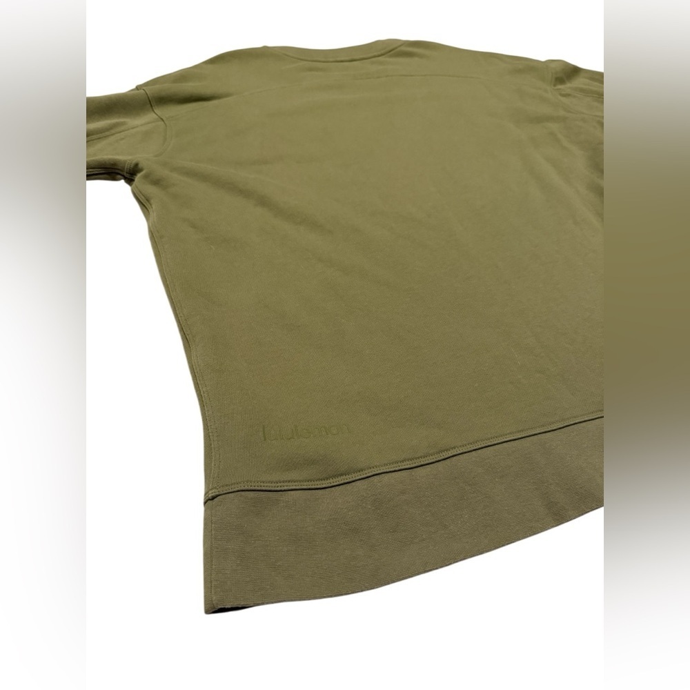 LuluLemon Perfectly Oversized Crew In Green Size Medium/ Large - Picture 8 of 9